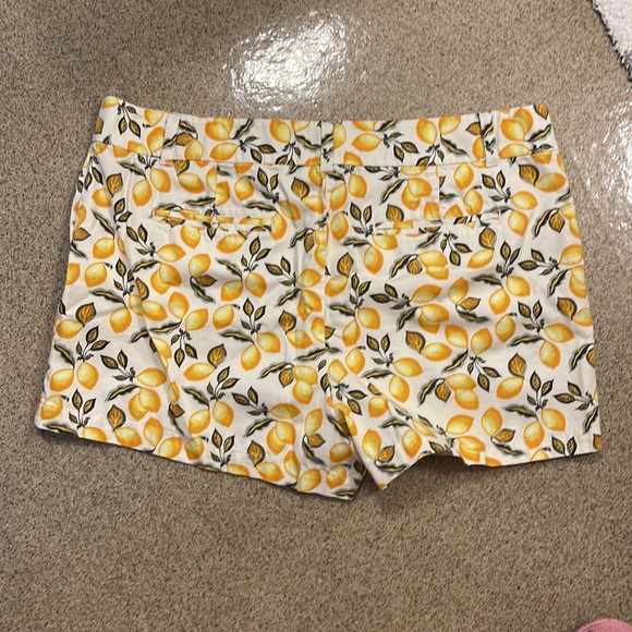 Loft Shorts - Picture 2 of 3